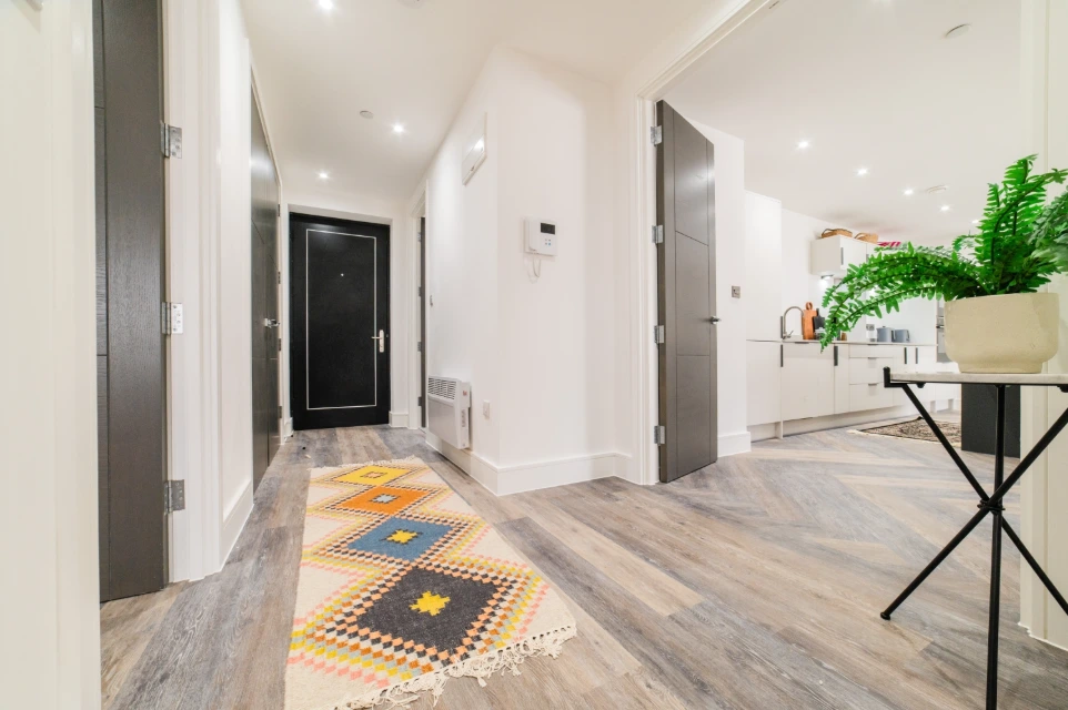 Luxury apartment entrance hallway – high-spec Cardiff building conversion